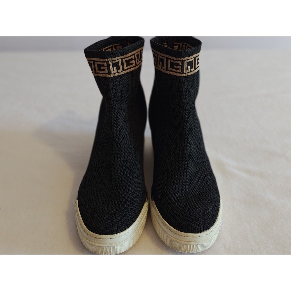 Guess Fessa Knit Boot in White Womens Size 6.5M